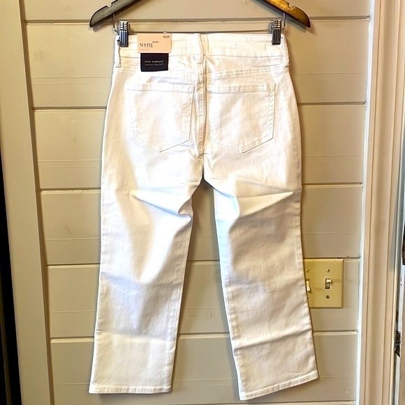 NYDJ Cropped Marilyn Straight Jeans Size 00P. - Picture 6 of 11